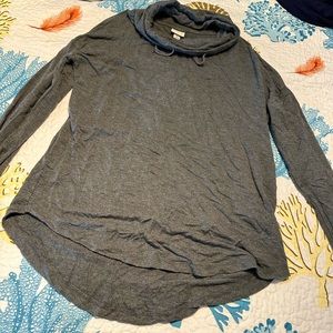 Crown neck, light sweatshirt, super stretchy